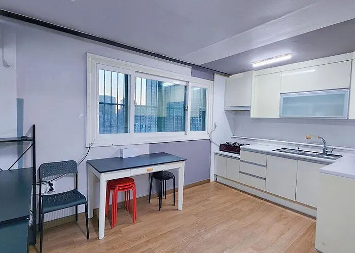 Pensión 1012 House Namsan - Foreigner Only 3*