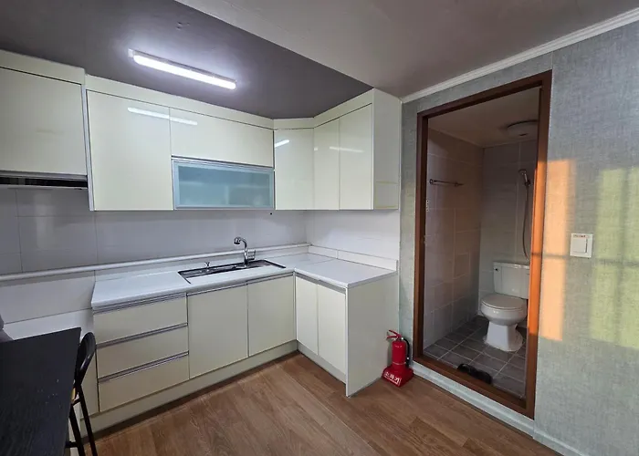 Pensión 1012 House Namsan - Foreigner Only 3*