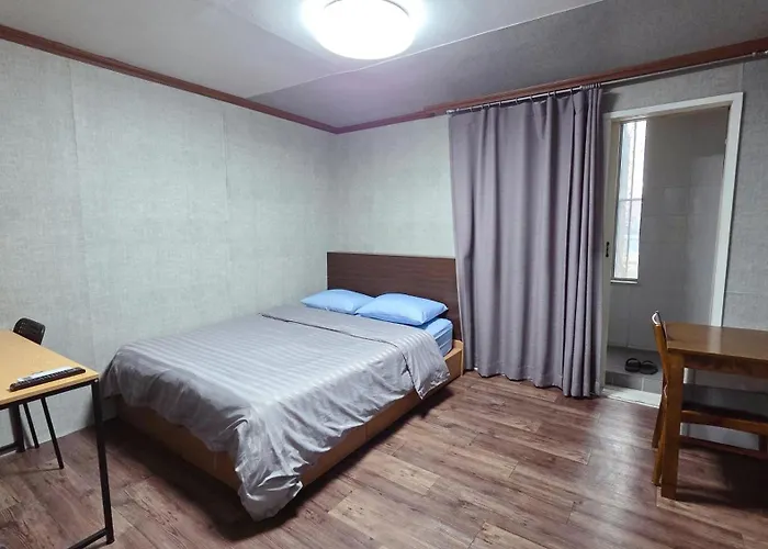 1012 House Namsan - Foreigner Only 3*