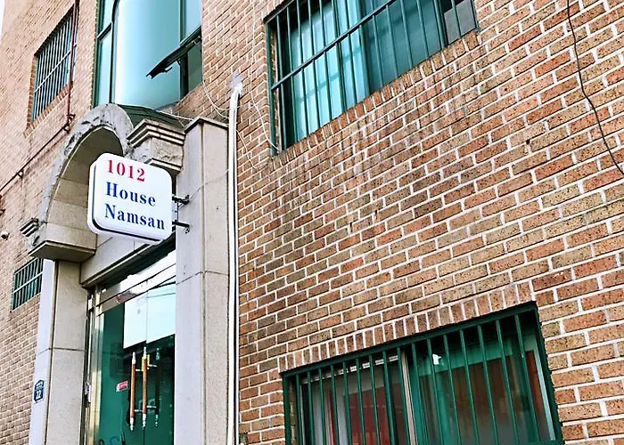 1012 House Namsan - Foreigner Only Pensión 3*